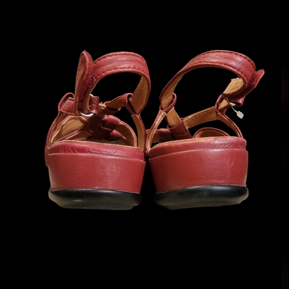 Clarks 8 Sandals Leather Burgundy - Picture 4 of 7